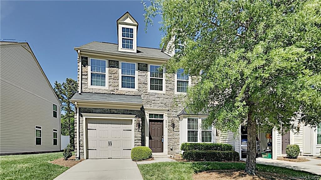 9754 Springholm Drive Charlotte NC 28278