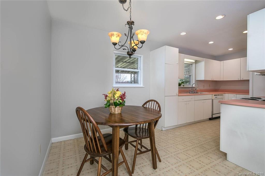 48 Huffman Road Asheville NC 28806