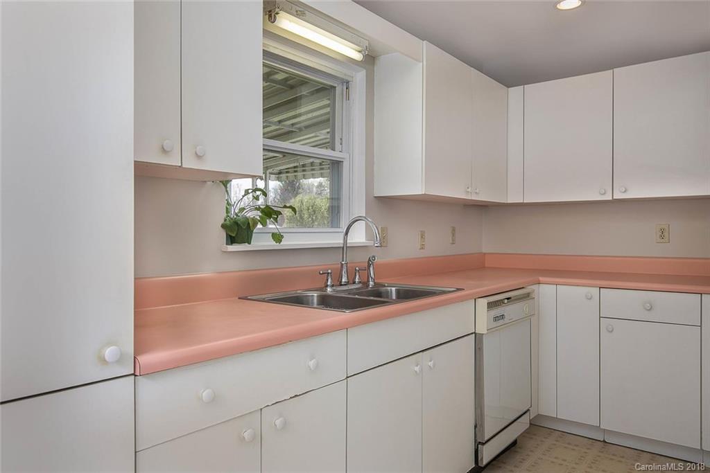 48 Huffman Road Asheville NC 28806