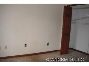 2 Blaines Way Candler NC 28715