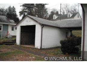 2 Blaines Way Candler NC 28715