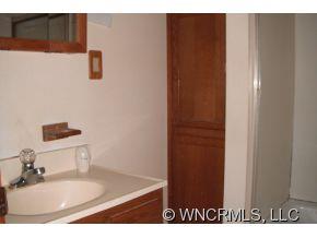 2 Blaines Way Candler NC 28715