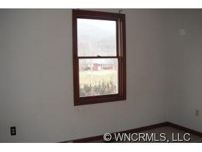 2 Blaines Way Candler NC 28715