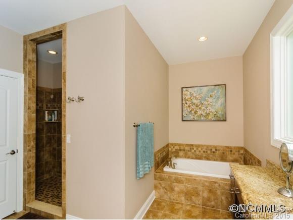 11 Magnolia Valley Court Asheville NC 28806