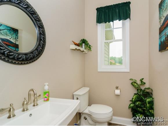 11 Magnolia Valley Court Asheville NC 28806