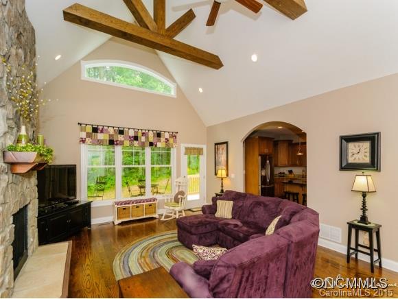 11 Magnolia Valley Court Asheville NC 28806