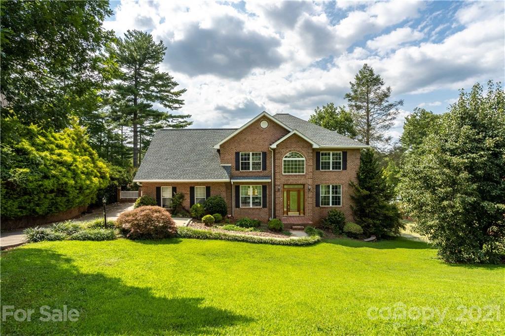 70 Mariners Point Lane Hickory NC 28601