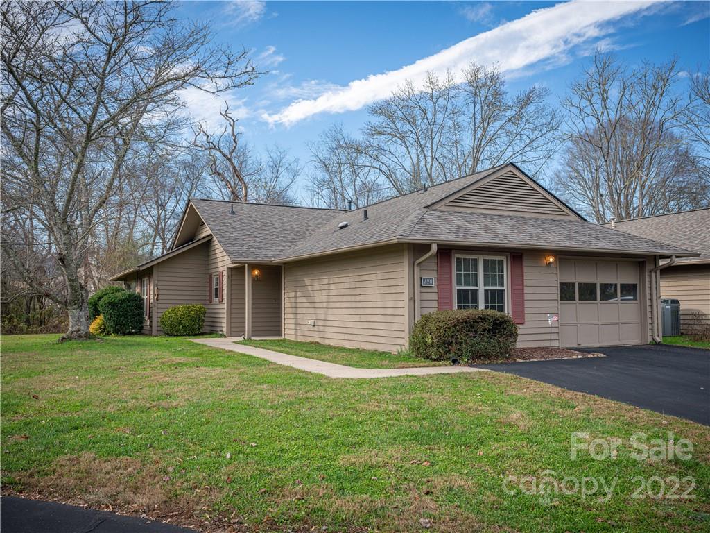 190 S College Row Brevard NC 28712