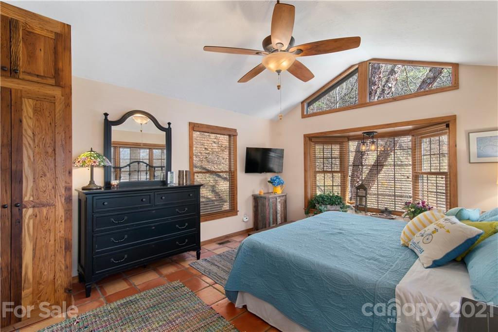 311 Rivermont Road Canton NC 28716