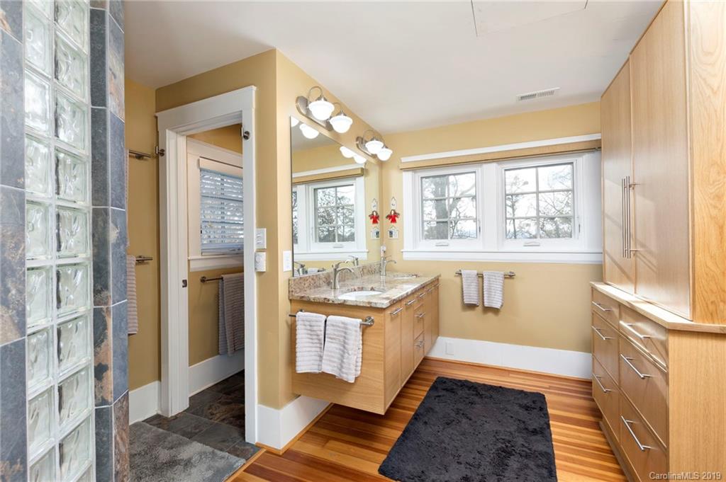 63 Caledonia Road Asheville NC 28803