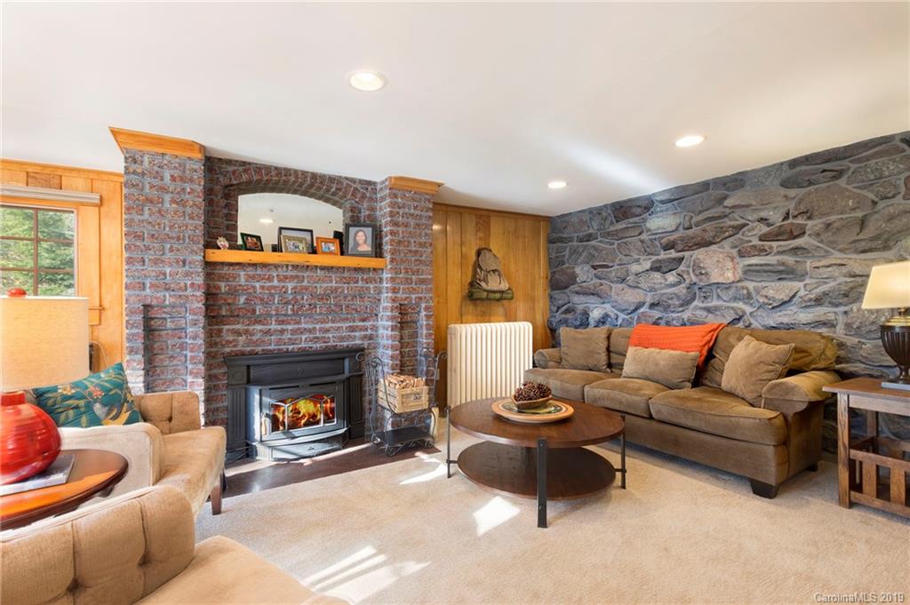 63 Caledonia Road Asheville NC 28803