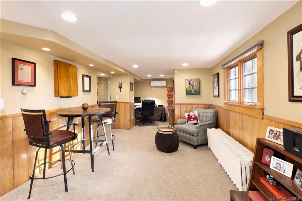 63 Caledonia Road Asheville NC 28803
