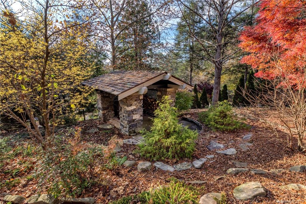 63 Caledonia Road Asheville NC 28803