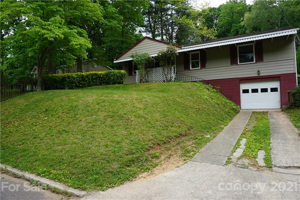 32 Melbourne Place Asheville NC 28801