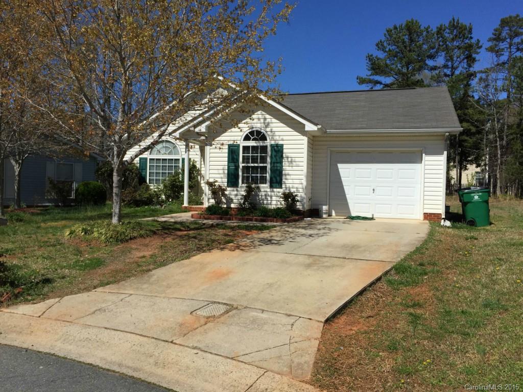 7207 Petal Court Charlotte NC 28227