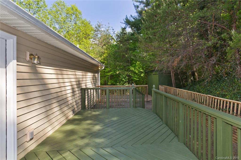 11 Northstar Trail Weaverville NC 28787
