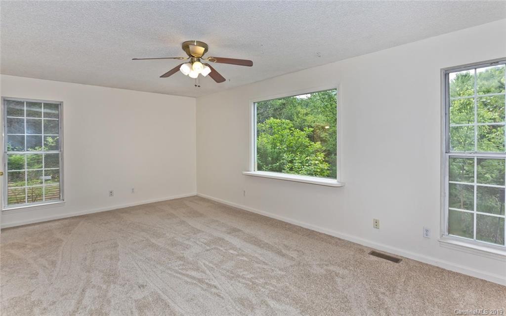 11 Northstar Trail Weaverville NC 28787