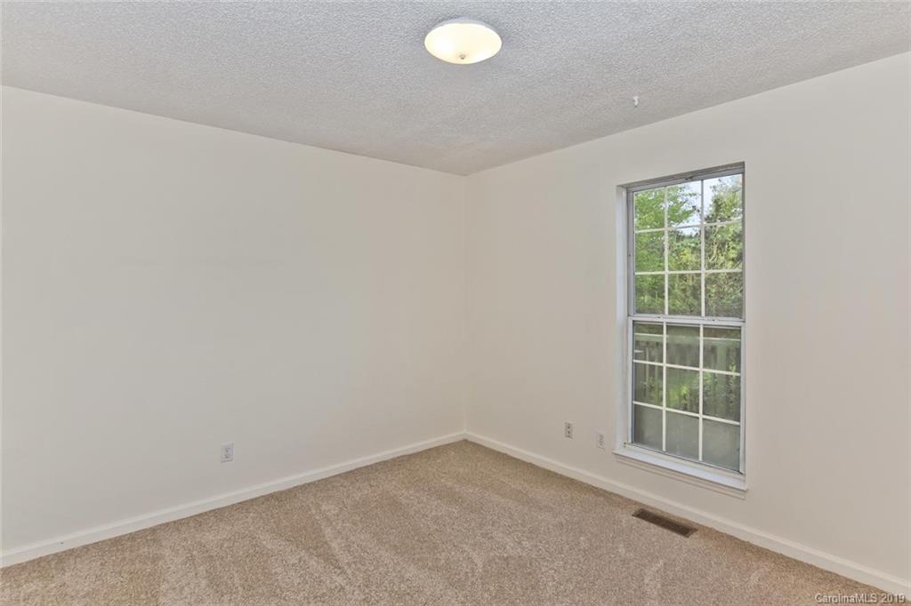 11 Northstar Trail Weaverville NC 28787