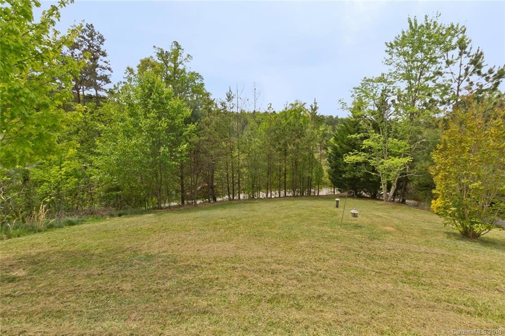 11 Northstar Trail Weaverville NC 28787