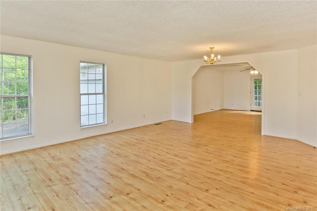 11 Northstar Trail Weaverville NC 28787