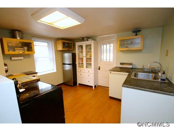 95 Unaka Avenue Asheville NC 28803