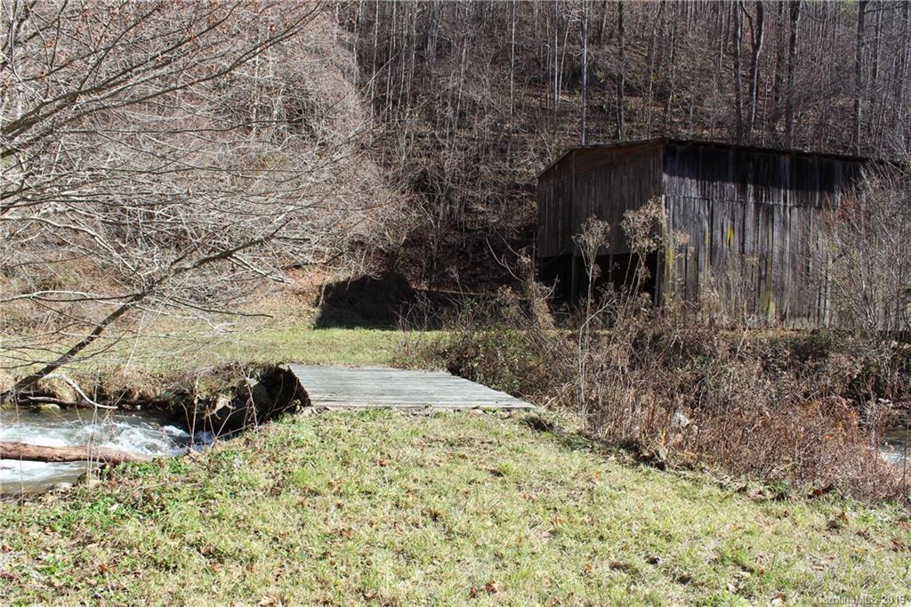 2186 Spillcorn Road Marshall NC 28753