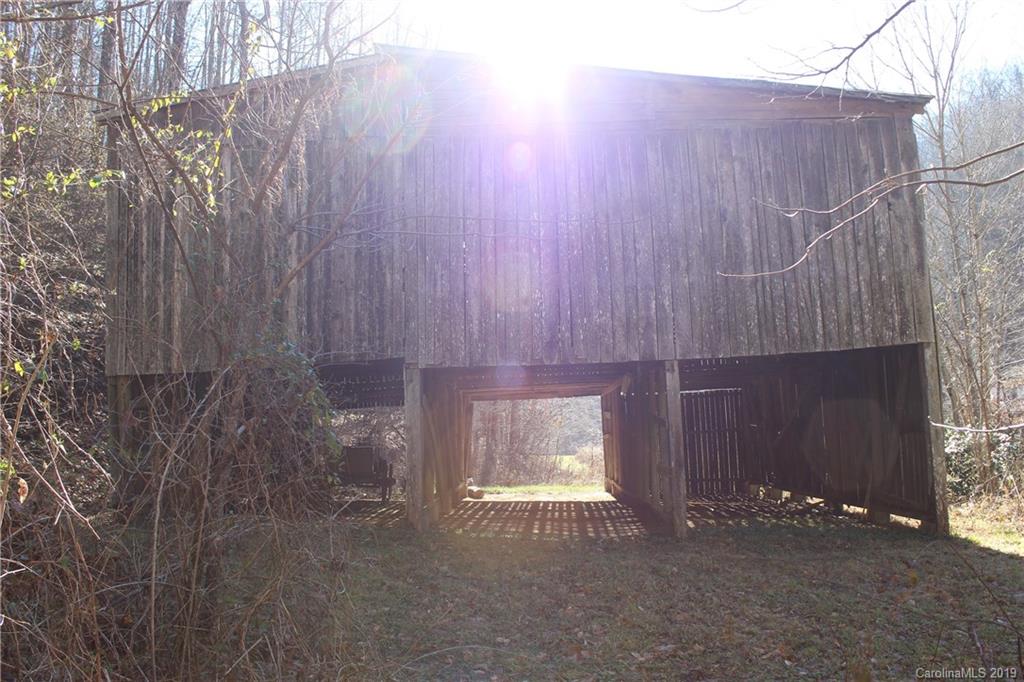 2186 Spillcorn Road Marshall NC 28753