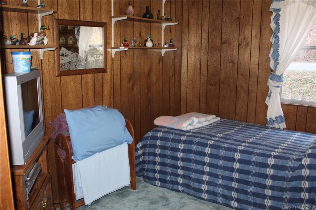2186 Spillcorn Road Marshall NC 28753