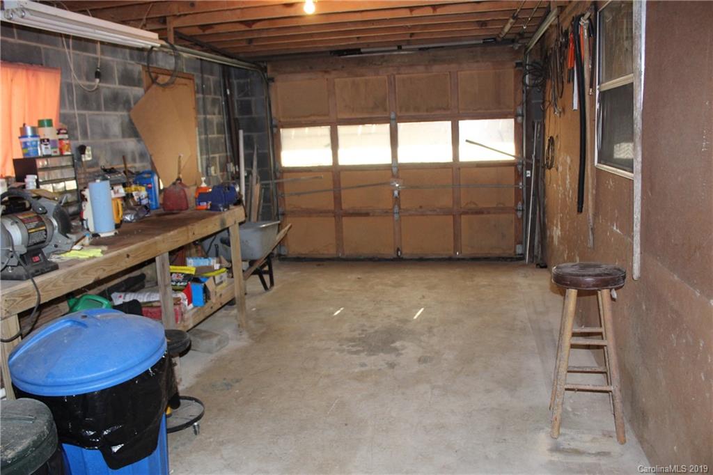 2186 Spillcorn Road Marshall NC 28753