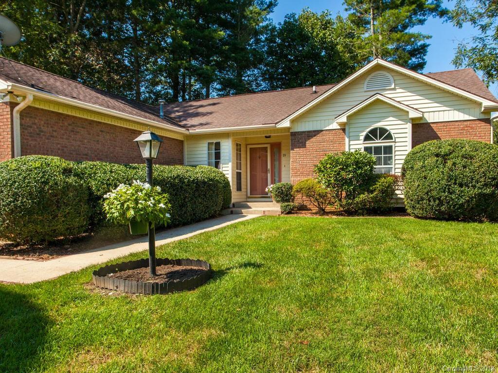 19 St Andrews Drive Etowah NC 28729