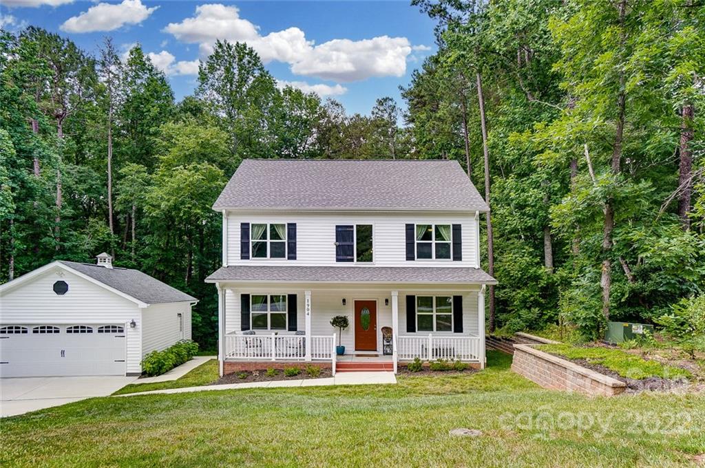 1904 Lark Lane Stanley NC 28164