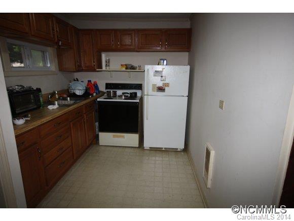 208 Weston Road Arden NC 28704