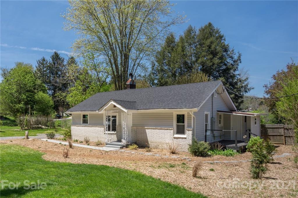 35 Whispering Pines Lane Canton NC 28716