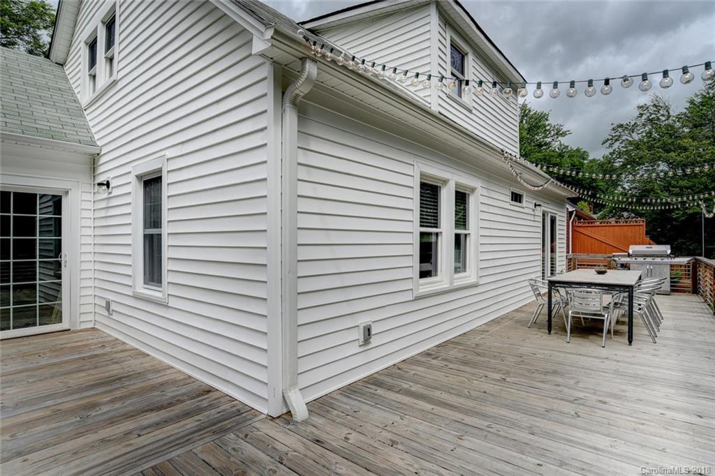 81 Bear Creek Road Asheville NC 28806