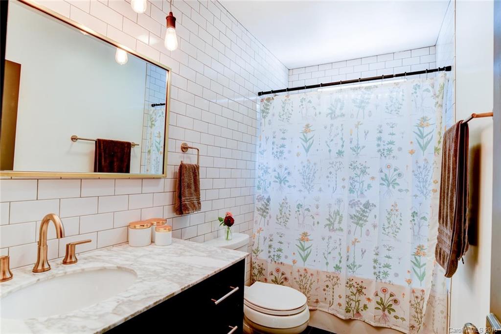 81 Bear Creek Road Asheville NC 28806
