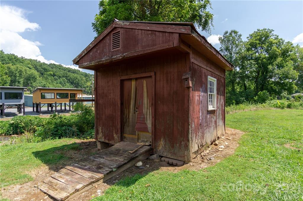 150 Westerman Street Old Fort NC 28762