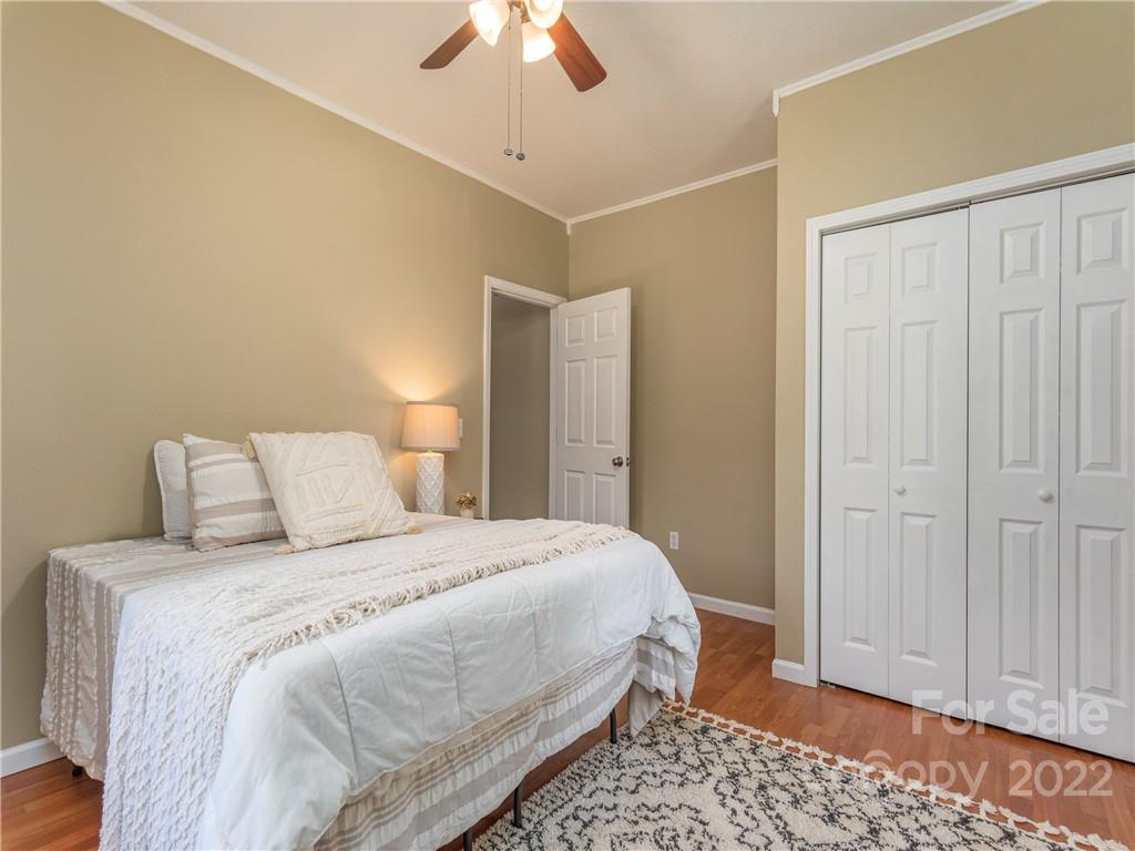 43 Avery Street Waynesville NC 28786