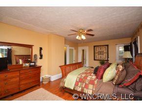 186 Tacoma Circle Asheville NC 28801