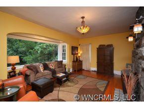 186 Tacoma Circle Asheville NC 28801