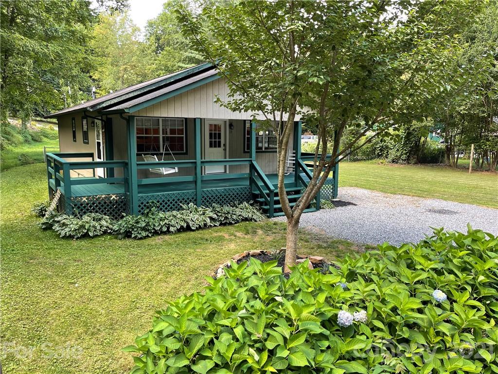13 Elizabeth Lane Maggie Valley NC 28751