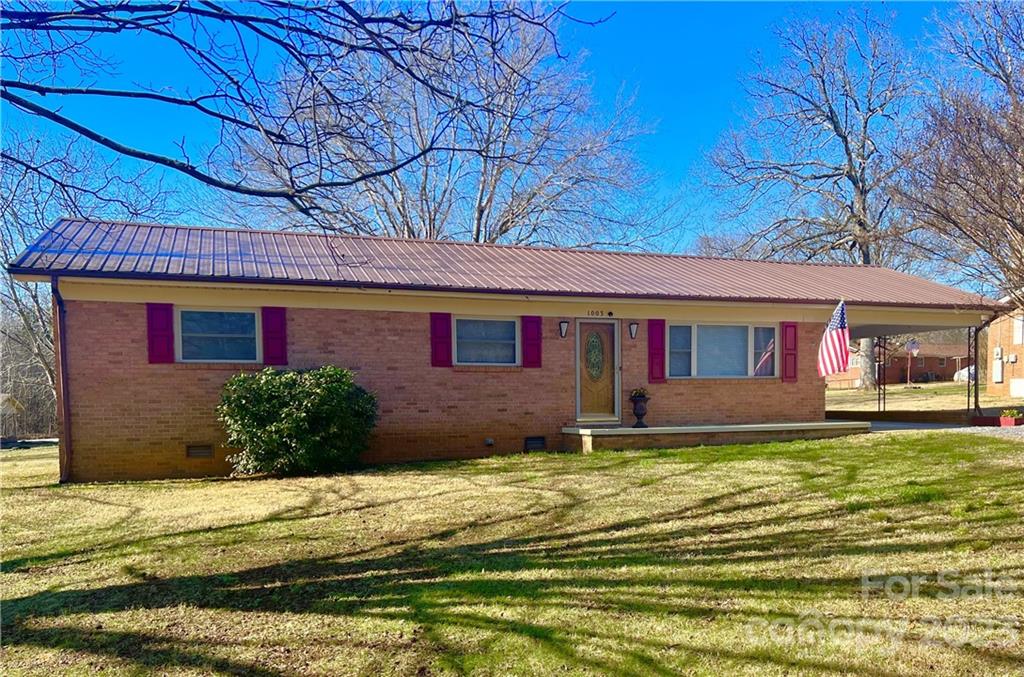 1003 22nd Street Place NE Hickory NC 28601