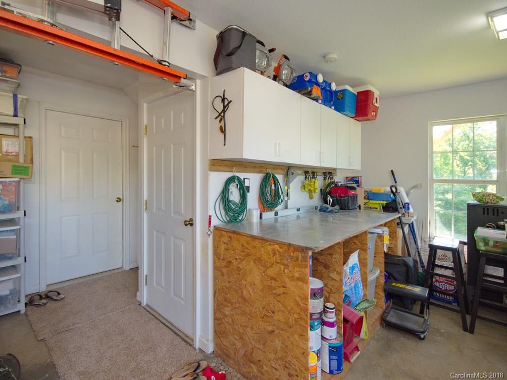 16 Worthington Lane Weaverville NC 28787