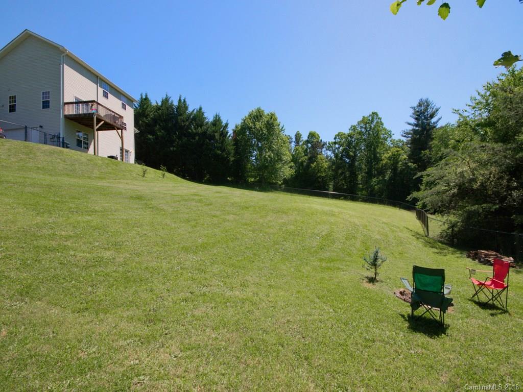 16 Worthington Lane Weaverville NC 28787