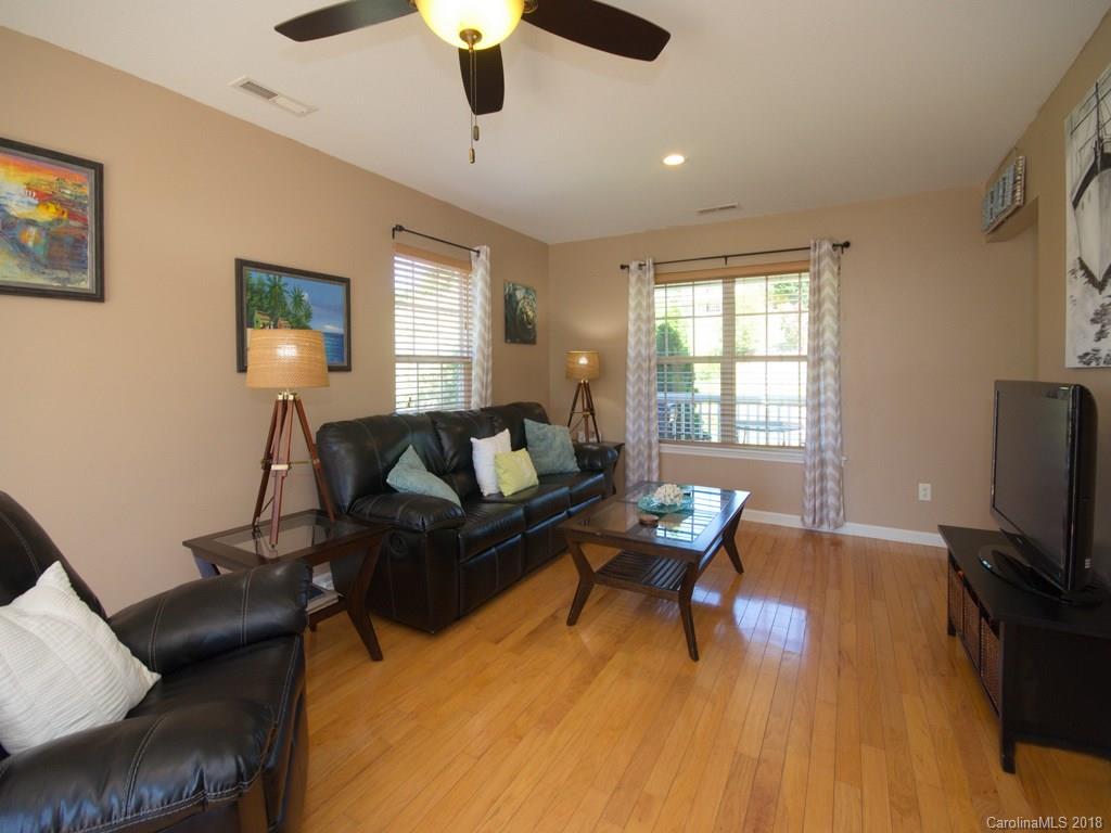 16 Worthington Lane Weaverville NC 28787