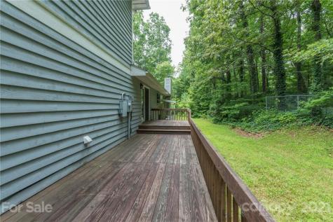 95 Quail Court Fairview NC 28730