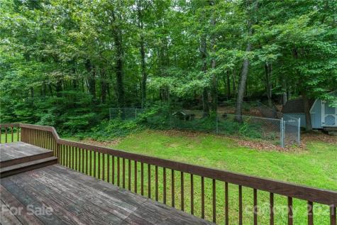 95 Quail Court Fairview NC 28730