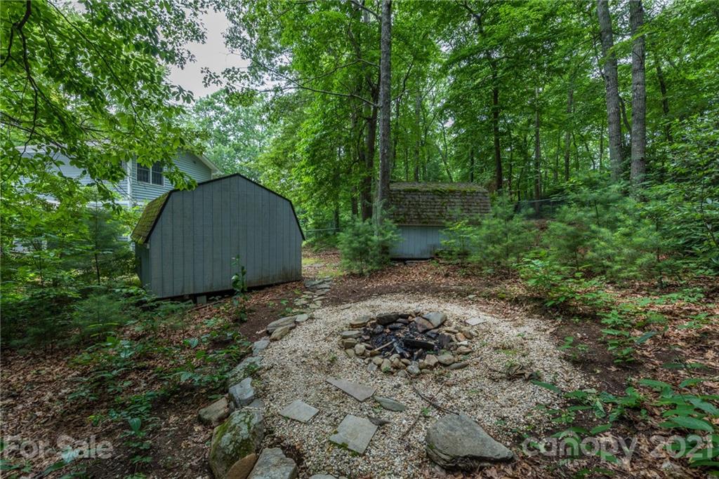 95 Quail Court Fairview NC 28730