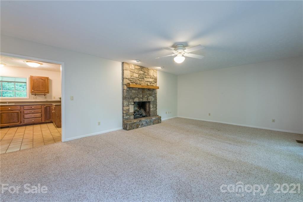 95 Quail Court Fairview NC 28730