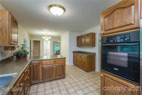 95 Quail Court Fairview NC 28730