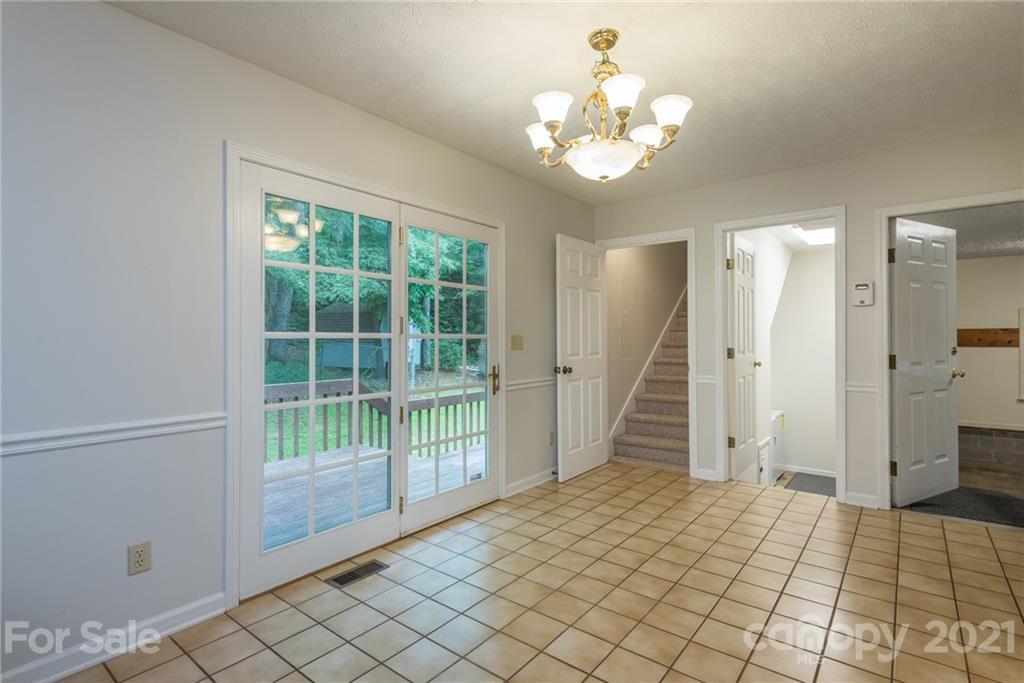 95 Quail Court Fairview NC 28730